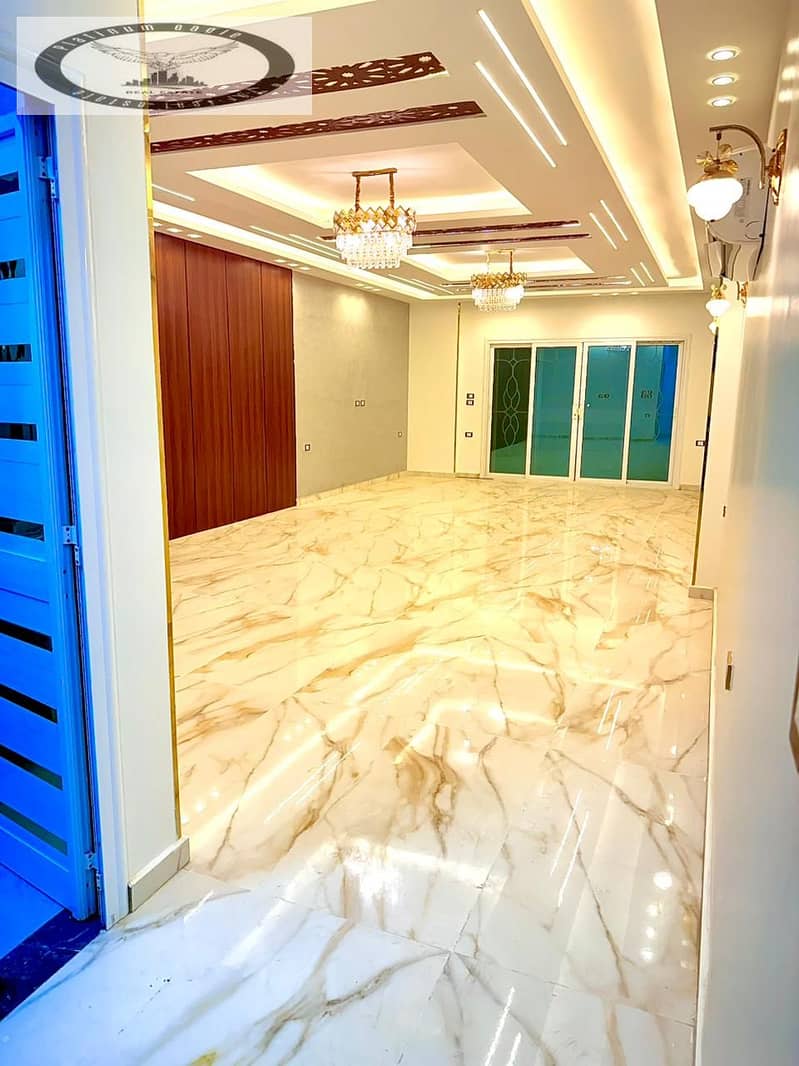 3 f427d1f3-36bc-4348-b6e4-3a9c04ae088c. jpg