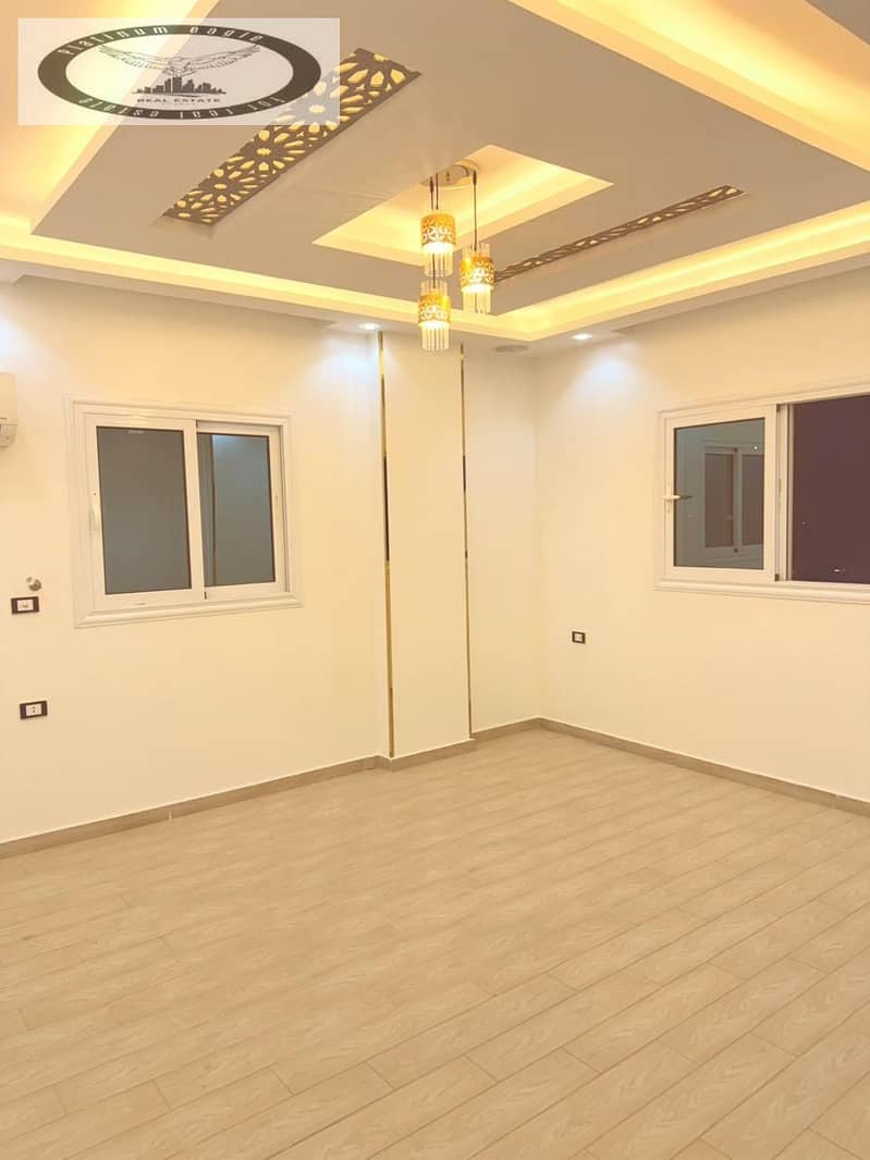 14 e757ebd5-c6c2-4fa5-9d61-52e8e4f2607e. jpg