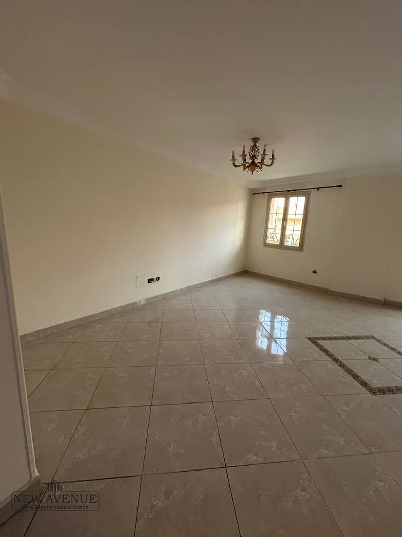 9 b99f1edf-cc63-4315-9f9d-2bbec78c30fd. jpg