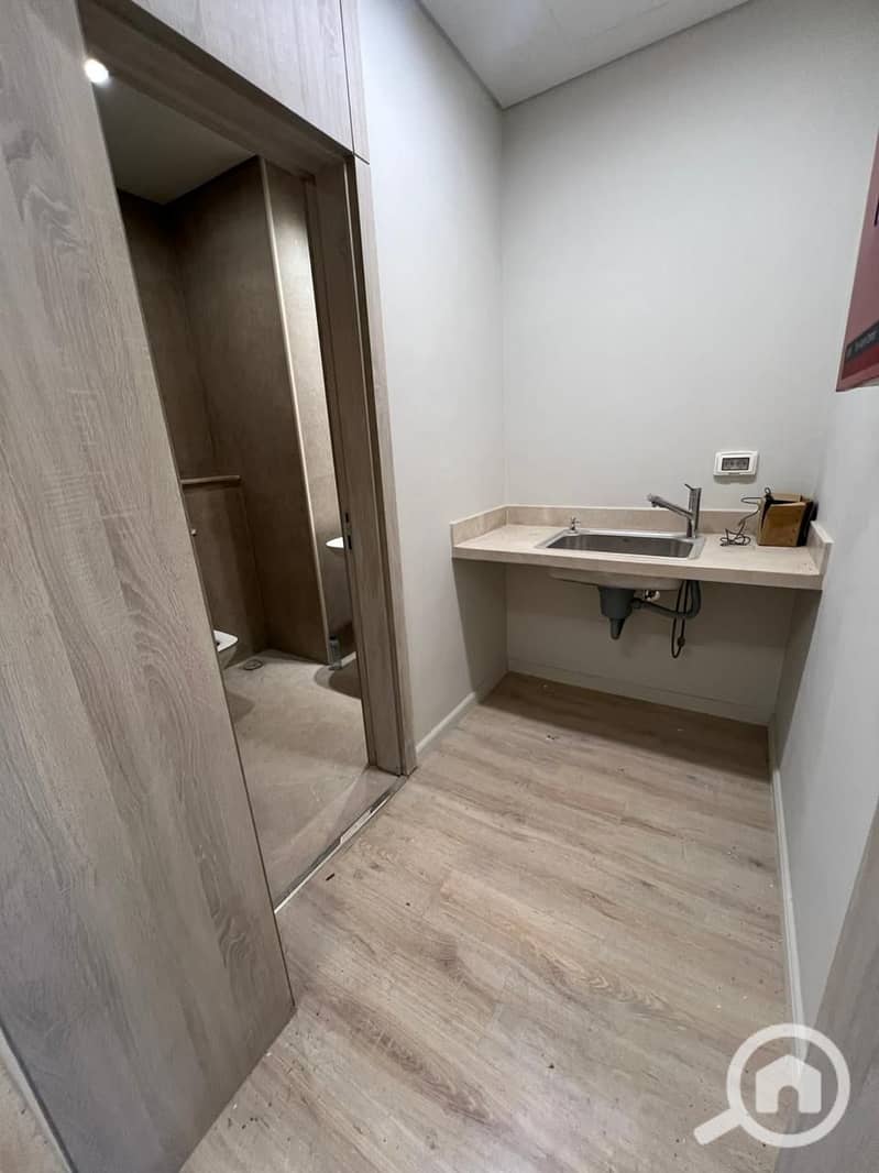 8 WhatsApp Image 2026-01-28 at 1.10. 22 AM. jpeg