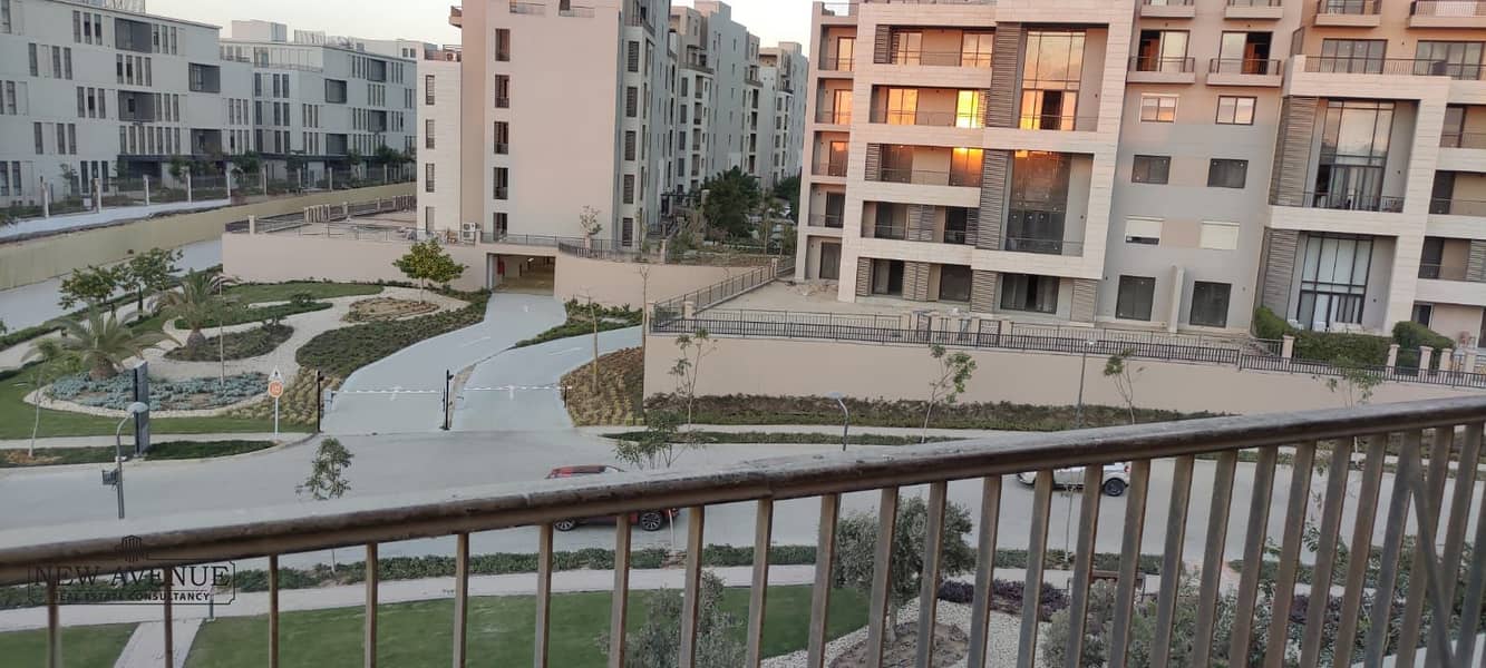 2 0154814d-3619-43e2-a3c8-15372850779b. jpg