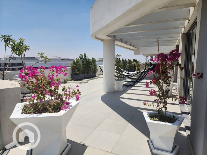 9 450646221_1121603105590532_7235906211109569130_n. jpg