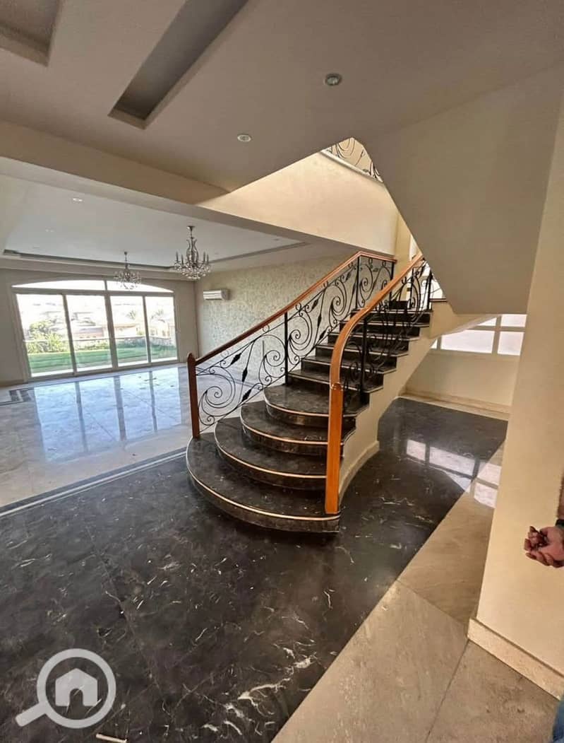 9 FB_IMG_1762804578393. jpg