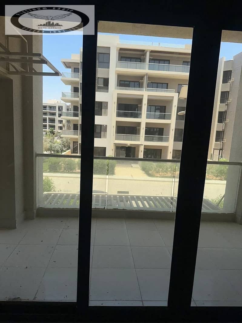 3 9542b34f-3424-41ba-901d-c2f5d6bdefe4. jpg