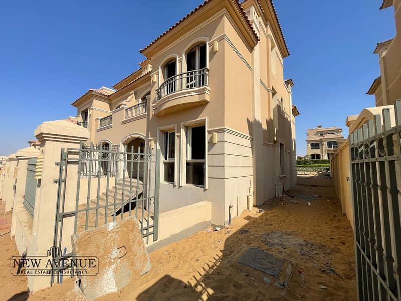 2 96ff1351-1f39-4aff-ae8a-ca8298c4c1b1. jpg