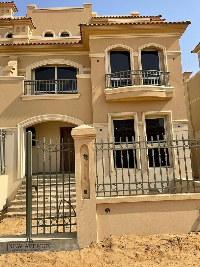 4 8a1579a3-8de4-4a0c-8ead-a0bd6274fdbb. jpg