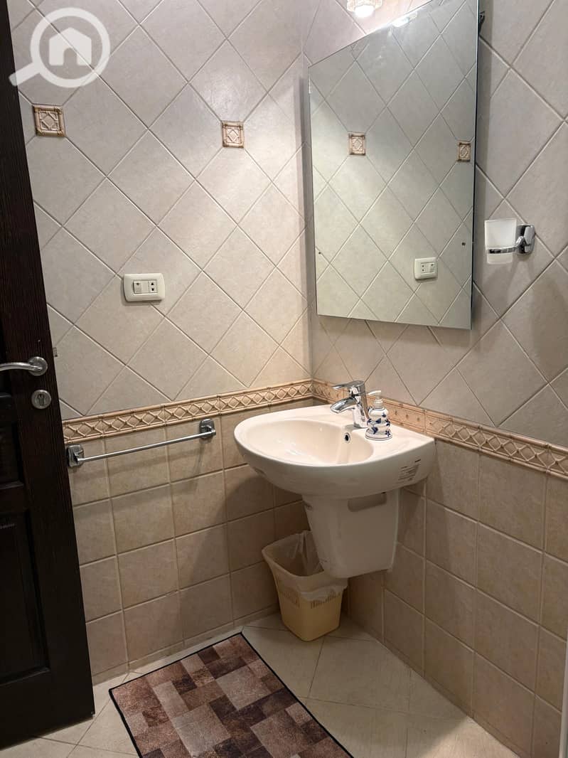 13 7a1b28ed-0d4a-4a80-8e76-becf0adfd26e. jpeg