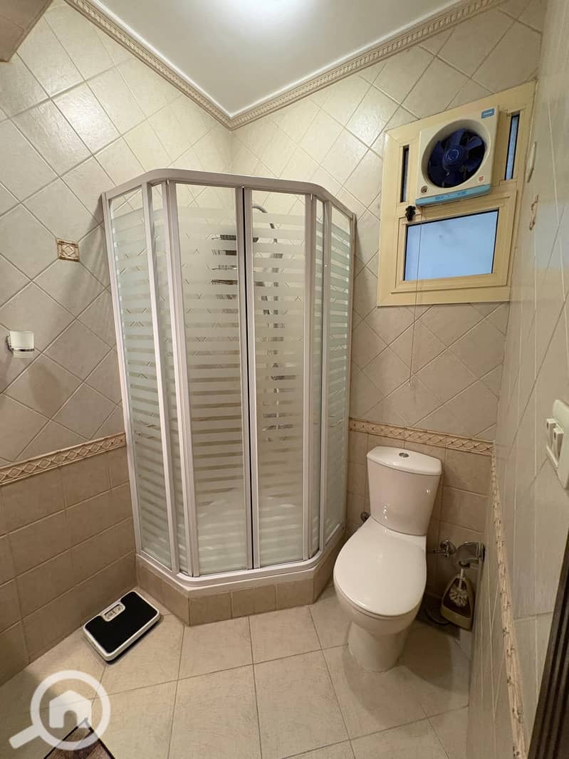 14 ff8e4242-6323-46e0-8b20-f139ca513f8e. jpeg