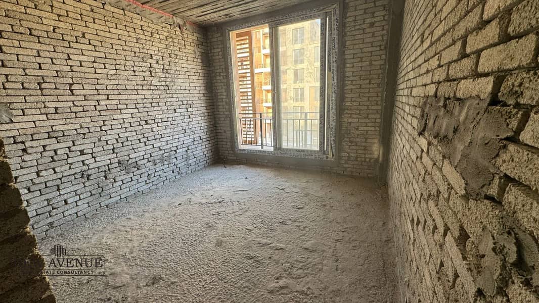 4 54f603b3-d172-491a-aaa7-110d6a7480c9. jpg