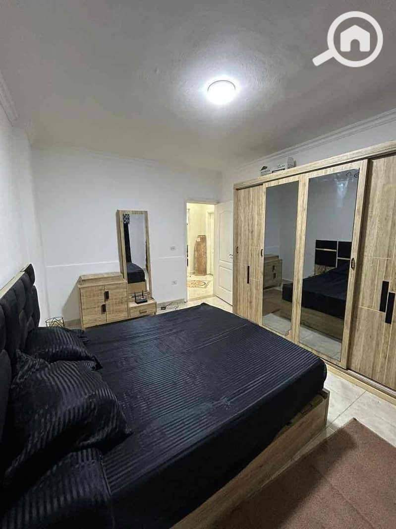 8 e373f481-bd2e-4ac5-a9e5-0b237680ff1b. jpg