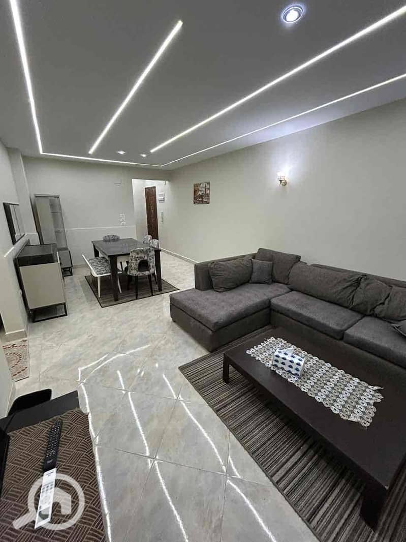 10 fd713c2d-f0c9-46ce-a627-ebfe7e3f01af. jpg