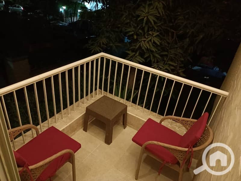 22 bb6d4e0e-8bb9-4bc9-b277-2d8d70a81726. jpeg