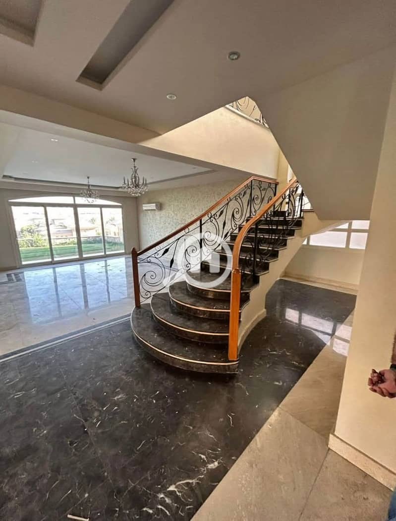 3 FB_IMG_1762804578393. jpg