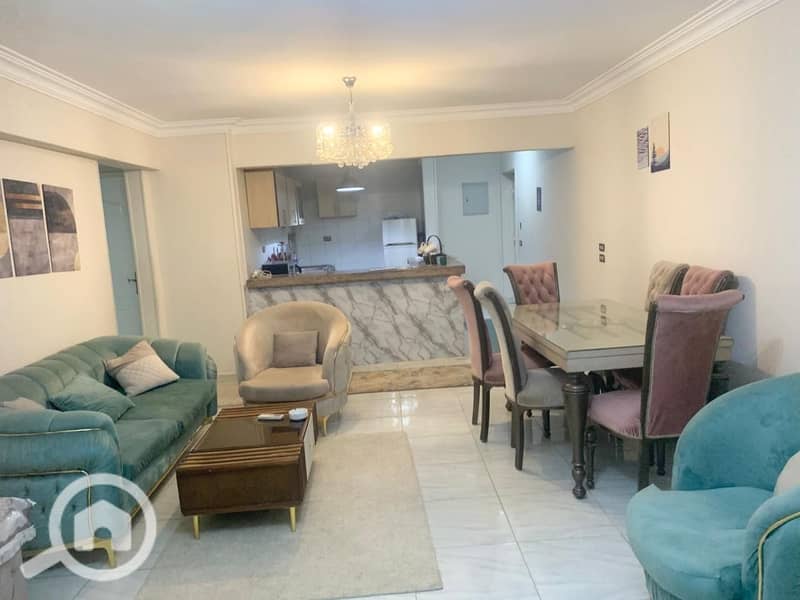 5 00dfdb88-8ffe-402c-b5d9-2b2871716c0f. jpeg