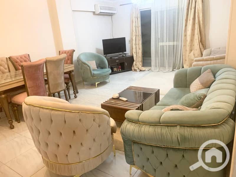 6 93f85ec3-a947-4864-9a8d-4ed33a2a5561. jpeg