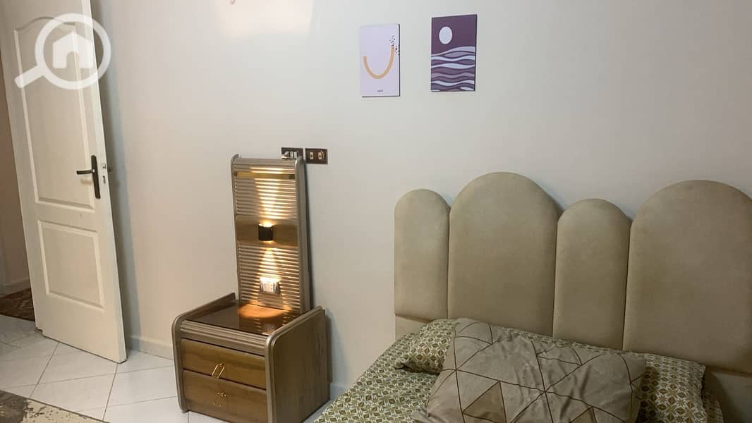 9 f6cf656b-bcd0-4b92-ba71-4d0a2e2e4d84. jpeg