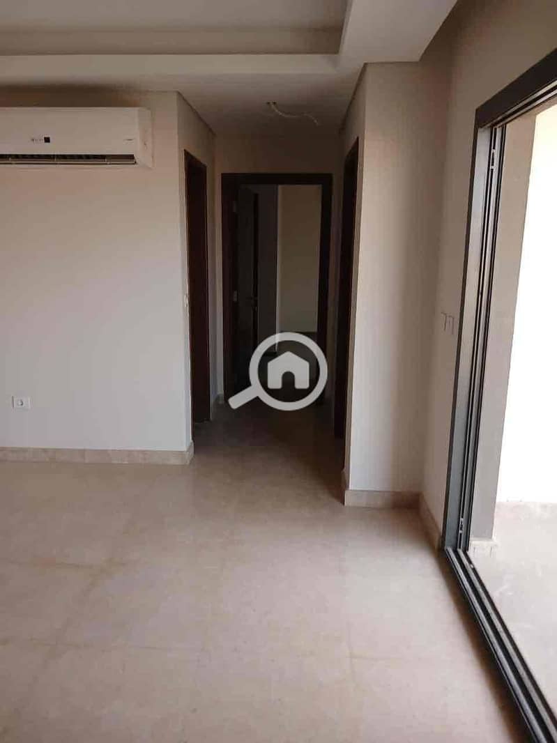 3 80922727-3b51-4fbf-9a54-be641b034af0. jpg