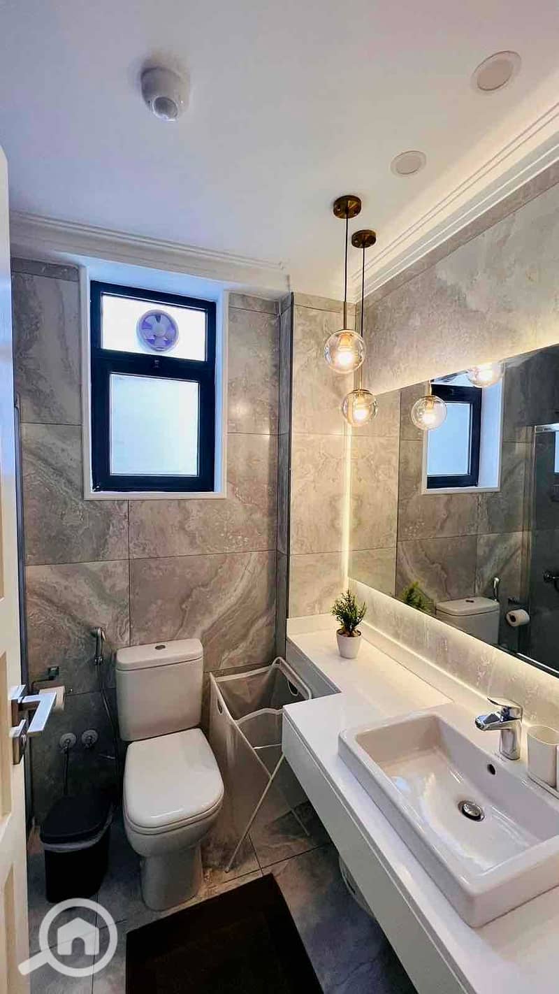 2 53e25729-d29a-4a66-a644-96a2f5a9f312. jpg