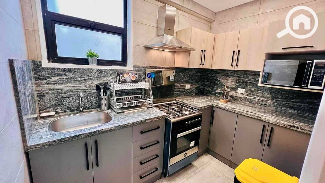 5 e3aa09eb-8635-4773-a276-80629ff680c5. jpg