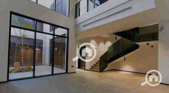 2 3c08a9ce-4a2a-442b-b1f8-4424ef0e1bff. jpg