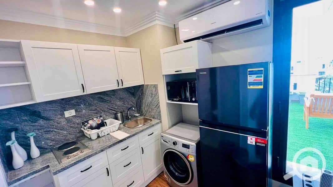 3 19cc23e4-3d70-4a56-acc1-f00a365313ea. jpg