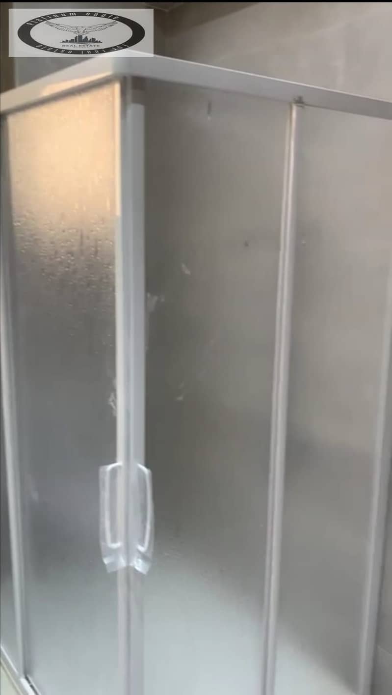 17 3d723941-9560-42e8-843d-cb4c9deda53e. jpg