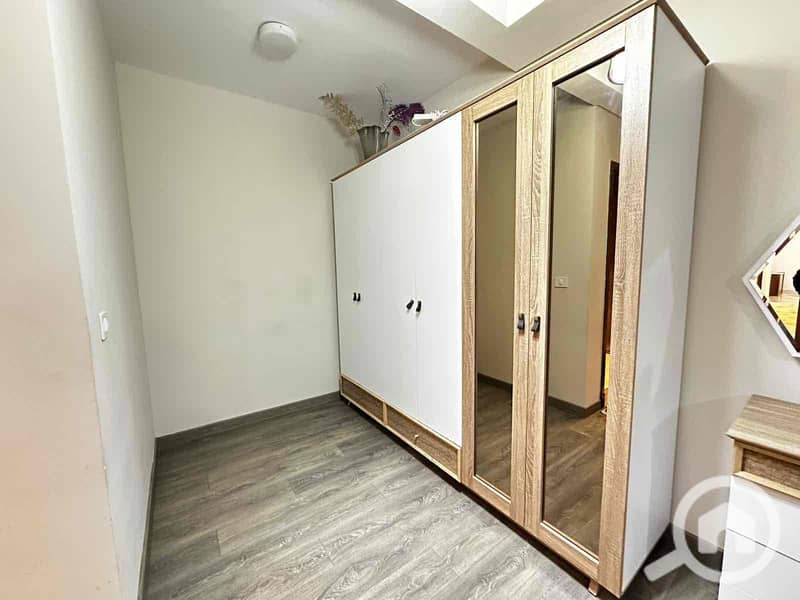 6 7e29e469-91f7-4844-98bf-90ac9367f3b4. jpg