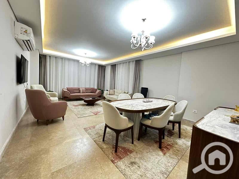 21 efd7fe85-98cc-4496-8ee0-69c1c1351de8. jpg