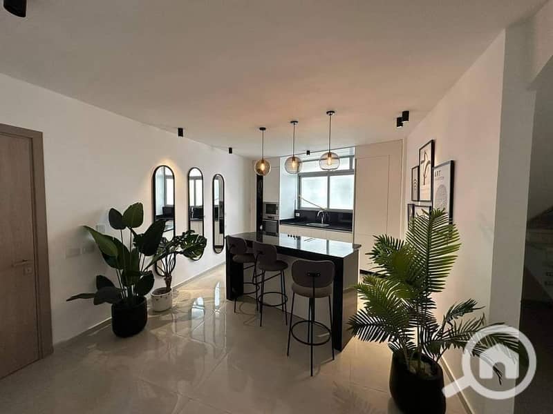 2 FB_IMG_1731694678538. jpg