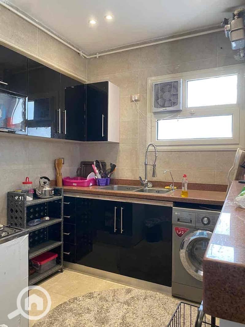 3 7d9dd68a-2bb1-481b-975e-765bf5368b2b. jpg