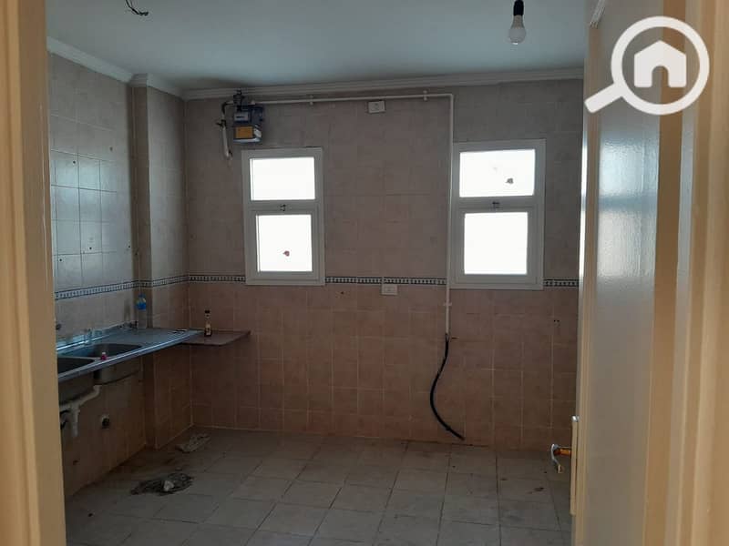 8 11bfe15b-4ef4-4ab9-ba8f-bc9925643cee. jpg