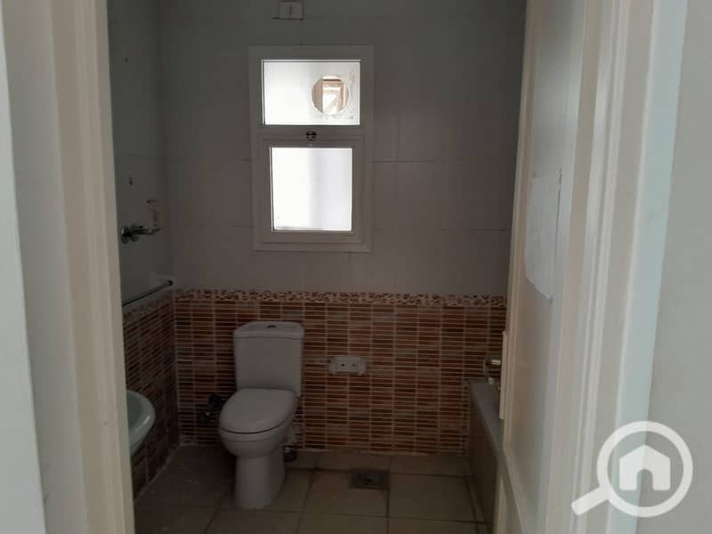 21 fd7a5cd3-b67b-4250-8d95-e1b9480d7345. jpg