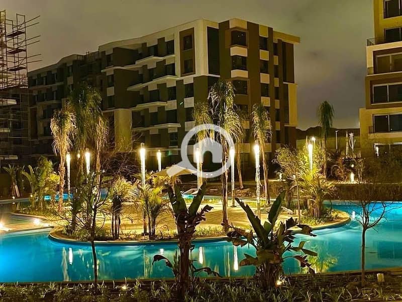 8 4f8ae5c6-b8b6-42f9-8cf0-0f0f8894476b. jpeg