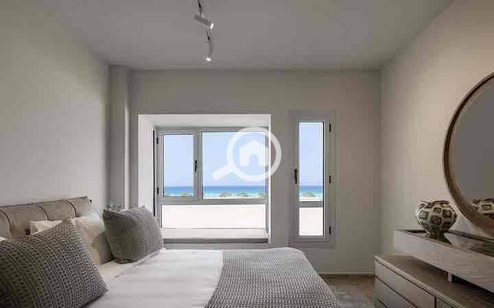 8 dfe2352f-9d6b-4401-a80b-d19b0f754f5a. jpg