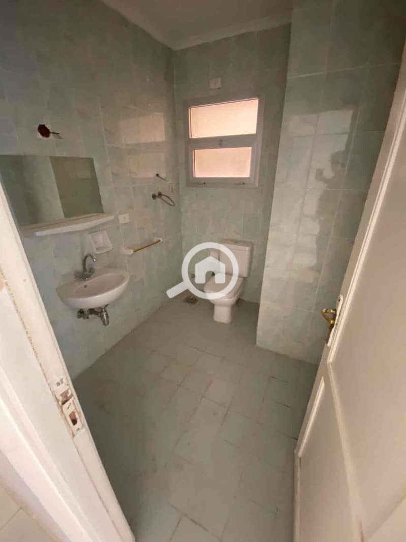 7 2d697ea1-4c0c-48c9-935a-209ee3fc3709. jpg