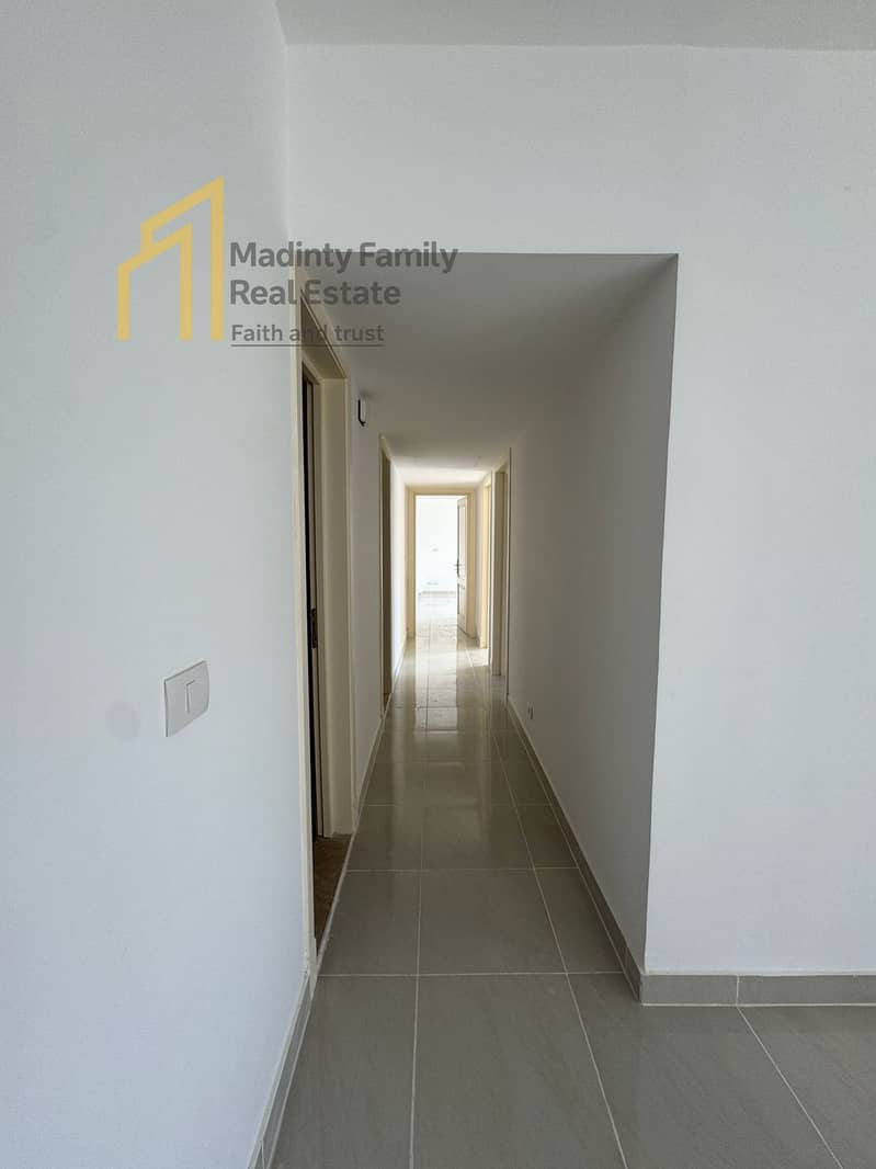 5 WhatsApp Image 2025-12-01 at 15.23. 33 (5). jpeg