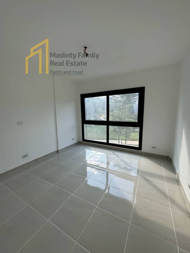 8 WhatsApp Image 2025-12-01 at 15.23. 35 (3). jpeg