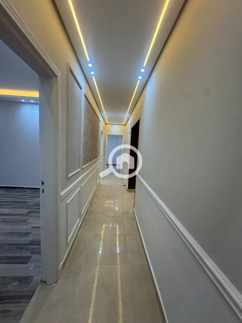 4 WhatsApp Image 2026-01-27 at 04.15. 54. jpeg