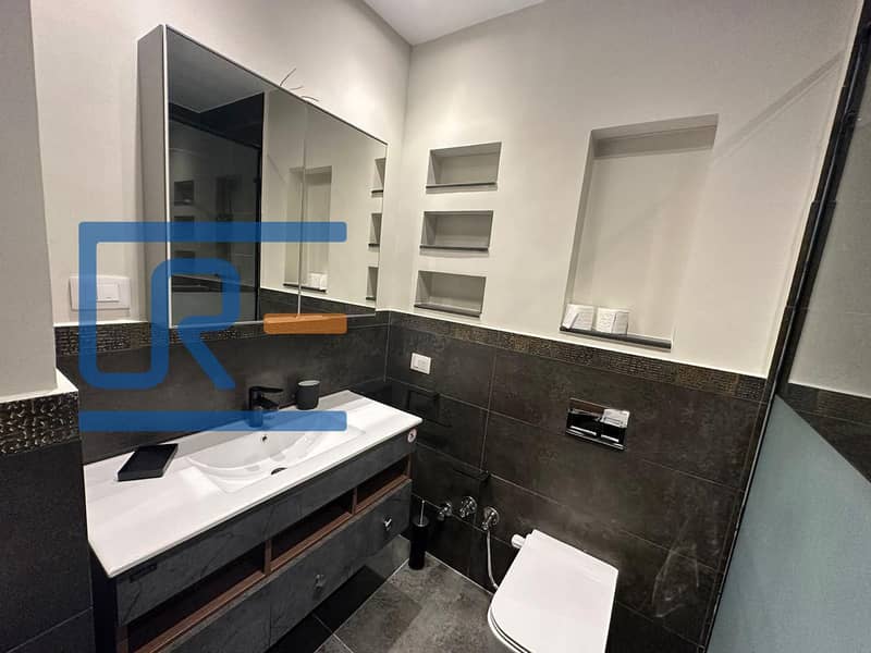 4 6e7560cf-6fb6-43c9-940a-c774c777a807. jpeg