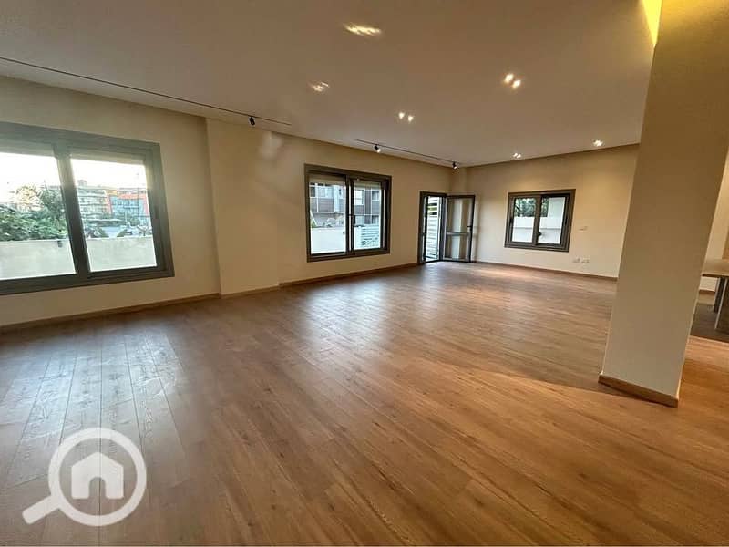 4 588729213_1546443813165456_2449396137258405050_n. jpg