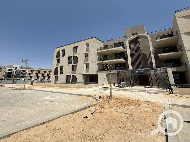 9 bdc11c0d-2f36-4e08-b840-97b13f56c7ae. jpg