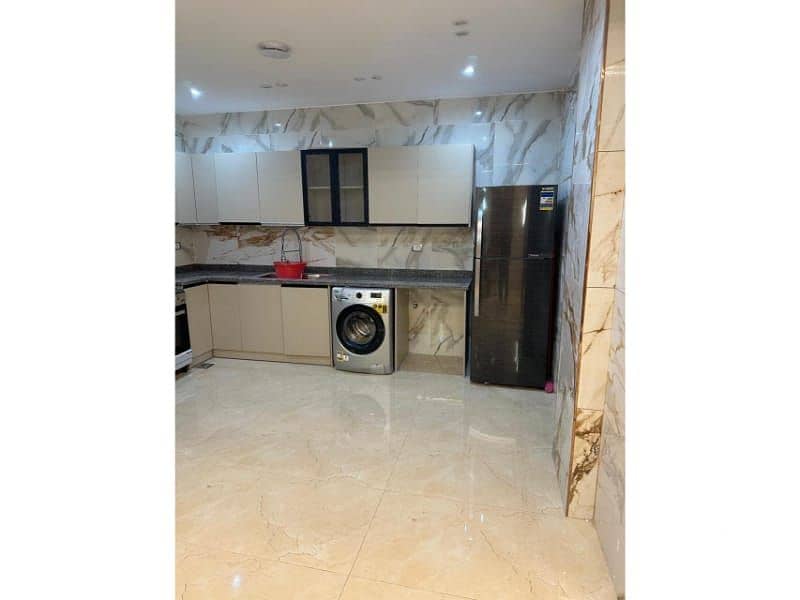 12 d0dd0fb6-7239-41e4-b663-878af7cadc8a. jpg