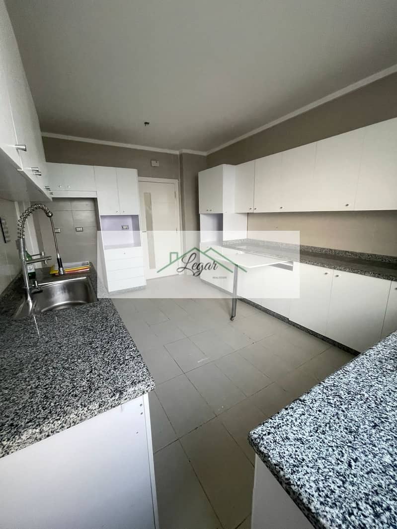 6 bf014d72-d534-4ad8-8823-9620af1fcfaf. jpg