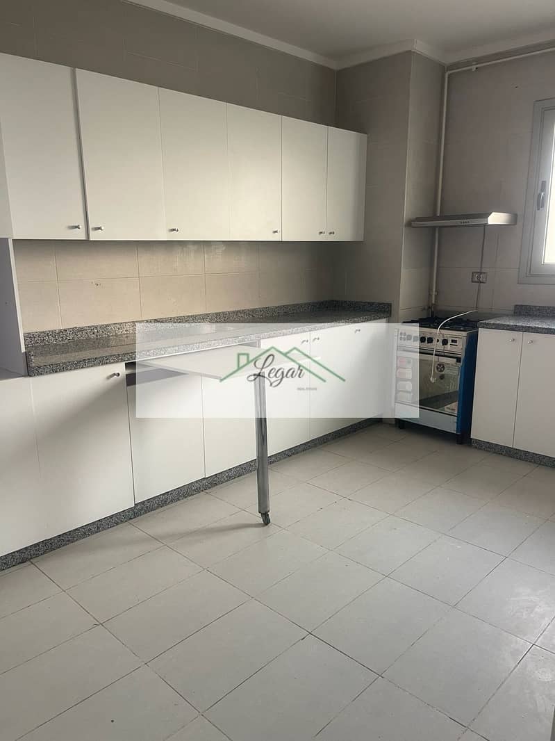 8 3aa6417d-92f8-43c4-b6c7-93b9d8d77a12. jpg