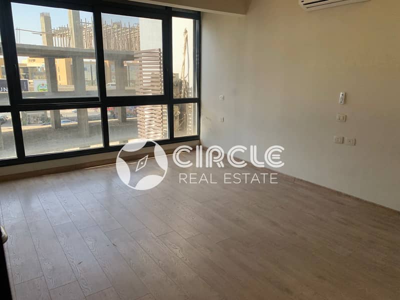 5 WhatsApp Image 2026-01-27 at 18.57. 19 (1). jpeg