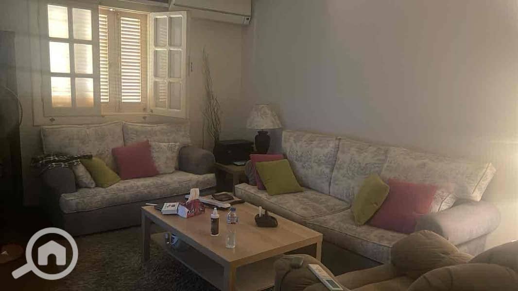 14 ef576e64-d1b0-40c8-a12e-1b9c15f45f8c. jpg