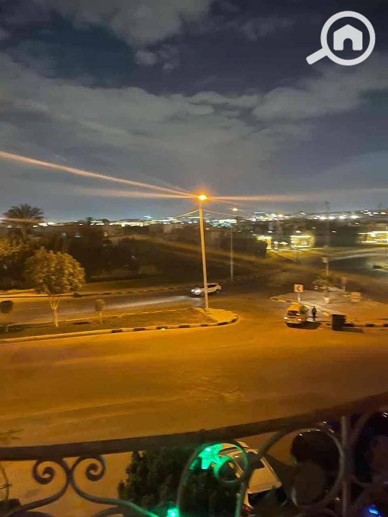 18 2f2e73b6-1795-4f9a-b702-c541b91f6c7d. jpg