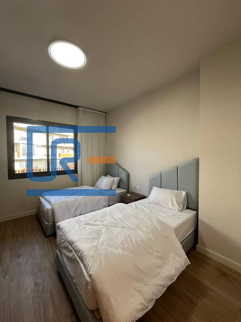 9 631e5892-a6e0-47d6-b9ad-7063355953bf. jpg