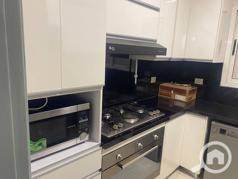 6 18f11c81-42a6-47bc-ab2a-4bf0c164ab6c. jpg