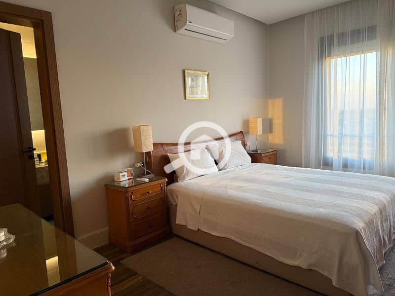 8 3360b9e9-e4b7-4a84-86b6-3d06cde522a0. jpg